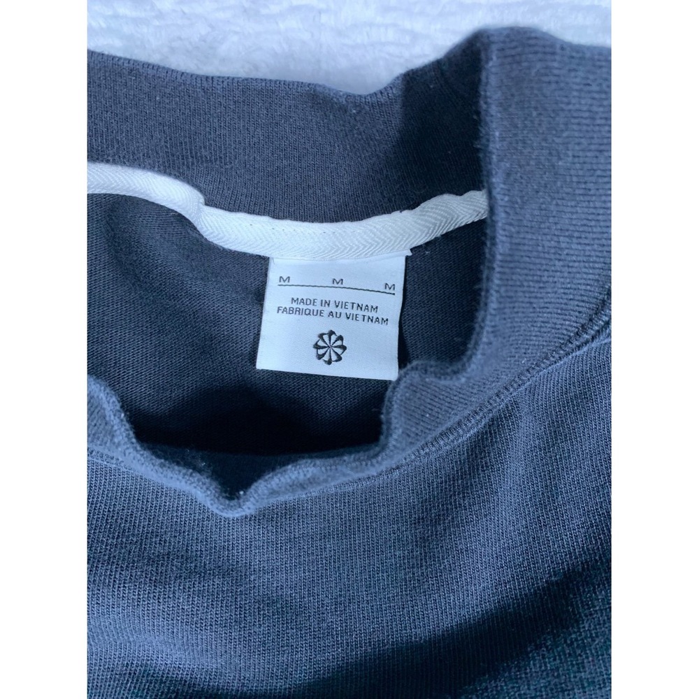 Nike Sportswear Premium Essentials Men's T-Shirt M Black Shirt Fit Medium - Picture 3 of 9